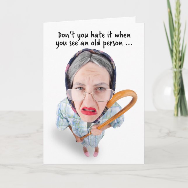 Cartão De Festividades Feliz Aniversário Ficando Mais Humor (Frente)