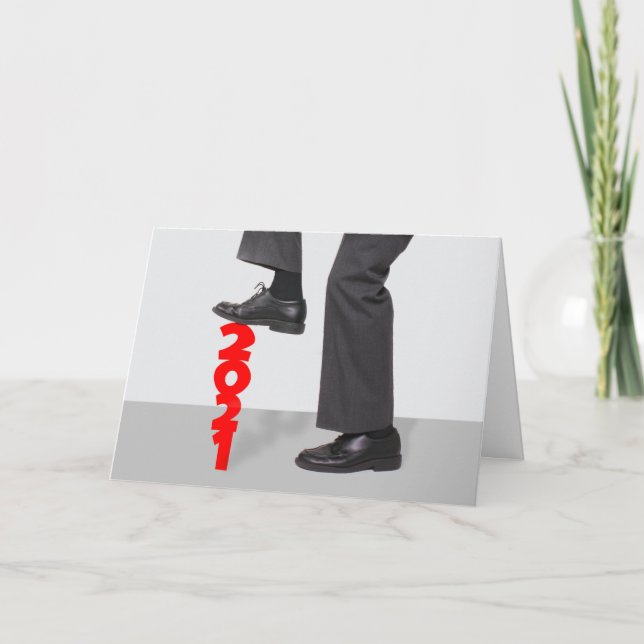 Cartão De Festividades Feliz Ano Novo 2022 Homem Esmagando 2021 (Frente)