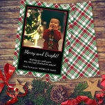 Cartão De Festividades Feliz de Tartan Rustic e Foto Brilhante Natal<br><div class="desc">Este divertido cartão de Natal ou Feriado apresenta um design rústico com sua foto em um fundo diagonal de tartã ou xadrez vermelha e verde. A legenda diz "Feliz e Brilho" e há espaço para uma nota curta e assinatura. Uma maneira maravilhosa de enviar saudações nesta época de férias.</div>