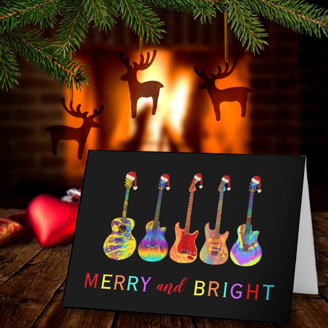 Cartão De Festividades Feliz e Brilho dos Guitarras de Natal (Rock and roll Christmas guitars merry and bright custom holiday greetings card guitarist musician )