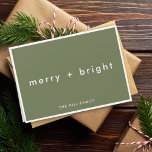 Cartão De Festividades Feliz e Brilho | Trendy Moss — Natal Verde<br><div class="desc">Cartão de férias dobrado simples, na moda, de tendências "feliz brilhante" com tipografia moderna minimalista em branco sobre um fundo verde-musgo rico enquadrado por uma simples borda branca. A saudação, o nome, o ano e a dentro saudação "Desejando-lhe uma maravilhosa temporada de férias!" pode ser facilmente personalizada para um toque...</div>