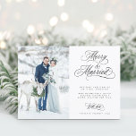 Cartão De Festividades Feliz e casado com recém-Weds Primeira Foto de Nat<br><div class="desc">Inscrição elegante e romântica em caligrafia suave com uma foto na frente e uma opcional no verso. Para uma personalização mais avançada deste design,  clique no BOTÃO FERRAMENTA DESIGN AZUL acima!</div>