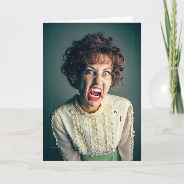 Cartão De Festividades Feliz Halloween Qualquer Vampira Campy Feminina  (Frente)