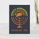 Cartão De Festividades Feliz Hanukkah Humor Personalizado<br><div class="desc">Adicione seu nome e ano a este cartão engraçado,  moderno e moderno de Chanucá que diz "Feliz Chanucá! Em vez de um dia de presentes,  temos oito noites loucas!"</div>