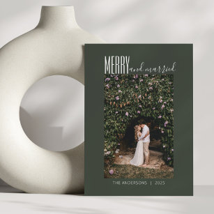 Cartão De Festividades Feliz Minimalista Casada Foto Escuro de Casamento