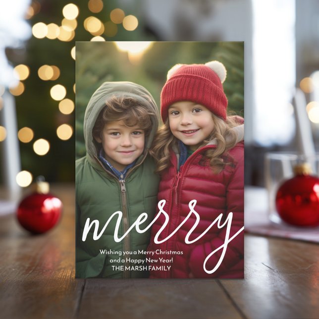 Cartão De Festividades Feliz Moderna Caligrafia Vertical Foto botânica (Christmas Photo Card)