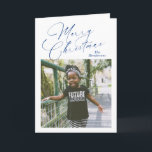 Cartão De Festividades Feliz Natal de Foto de Script Elegante<br><div class="desc">Cartão de Natal de fotografia moderno com um design simples e mínimo com "Feliz Natal" num roteiro elegante azul de marinho juntamente com o nome da sua família acima da sua imagem quadrada favorita. O dentro tem uma colagem de fotos que consiste em três imagens verticais juntamente com sua mensagem...</div>