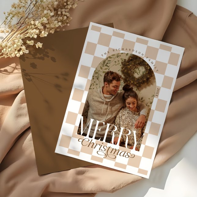 Cartão De Festividades Feliz Natal - Foto do Arco do Quadro de Controle (Merry Christmas Retro Checkerboard Arch Photo Holiday Card)