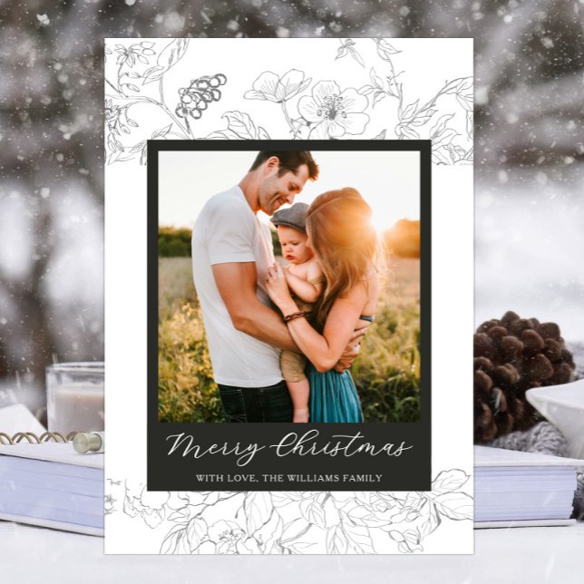 Cartão De Festividades Feliz Natal Preto e Branco Desenho Mão (Modern Script Hand drawn floral Merry Christmas Holiday Photo card with black and white wildflowers)