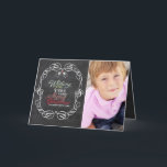Cartão De Festividades Feliz Natal Rustic Chalkboard Mistletofotos<br><div class="desc">"Desejando Um Feliz Natal" Típica De Saudação Colorida Dentro De Um Quadro De Vintagem Tradicional, Quadro De Natal Russo Com Cartão De Feriado De Foto Mistletoes. Concebido por gordura*fa*estanho. Fácil de personalizar com seu próprio texto, foto ou imagem. Para pedidos personalizados, entre em contato direto com o . Aplicam-se taxas...</div>