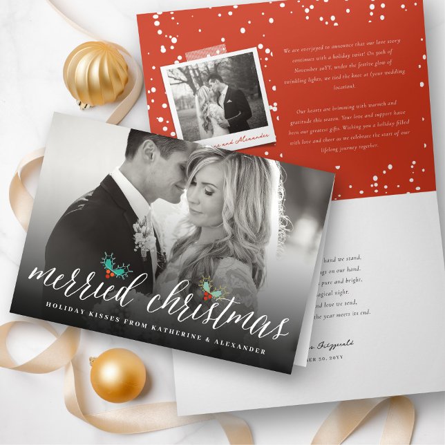 Cartão De Festividades Feliz Natal, Sr. e Sra. Photo Modern Wedding ('Merried Christmas' Mistletoe Mr & Mrs 1st Christmas - Modern Holiday Wedding Photo Card by fatfatin)