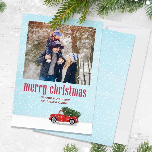 Cartão De Festividades Feliz Natal Um Caminhão Vermelho Fotográfico (Christmas classic rustic red truck holiday photo card with whimsical winter snowfall)