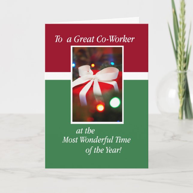 Cartão De Festividades Feriado de Colaborador Presente (Frente)