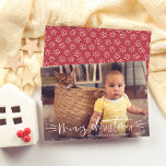 Cartão De Festividades Feriado de Natal Feliz e Bonito Foto de Natal<br><div class="desc">Feliz Natal! Este cartão de Natal bonitinho para gatos tem uma foto do tamanho de um cheio na frente com uma borda suave de cobertura de flocos de neve. Na parte inferior do cartão, "Meowy Christmas" é escrito à mão na caligrafia moderna. Abaixo, à direita, há seu nome de família...</div>