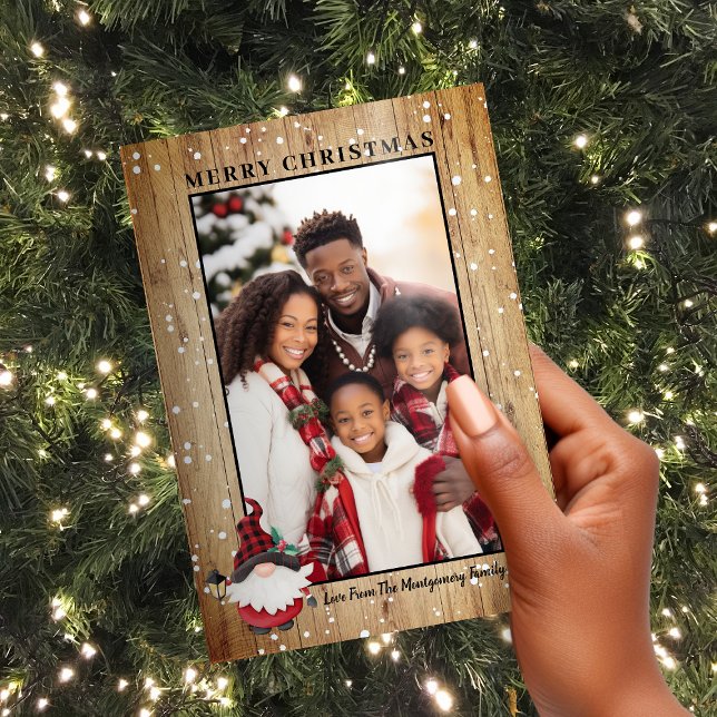 Cartão De Festividades Festic Rustic Lumberjack Gnomo Foto de Natal (Festive Rustic Lumberjack Gnome Christmas Photo Holiday Card)