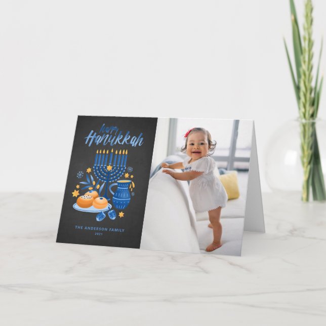 Cartão De Festividades Festivo Menorah Chalkboard Photo Happy Hanukkah (Frente)