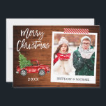 Cartão De Festividades Folha de Artesanato de Fotografia Instantânea com<br><div class="desc">Roteiro de Pincel Moderno,  Caminhão Vermelho Vintage com Aquarela com Árvore de Natal,  Estilo de Câmera Instantânea Foto Feliz Cartão de Natal - Madeira Rústica e Fita de Artesanato Vermelha Strike</div>
