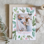 Cartão De Festividades Folha do Natal da aguarela & foto do quadro do<br><div class="desc">Boas festas! Envie desejos do feriado à família e aos amigos com este cartão do feriado das hortaliças. Caracteriza a ilustração da aguarela dos hollies, as agulhas do pinho e o eucalipto e o evergreen com tipografia clássica. Personalize caracterizando sua foto favorita e adicionando nomes e mensagem. Os artigos de...</div>