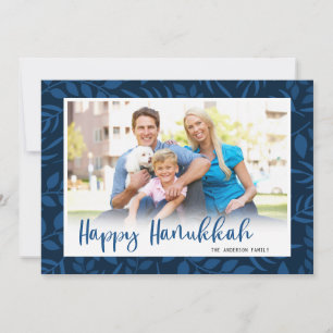Cartão De Festividades Folhas Modernas e Caligrafia Foto Hanukkah
