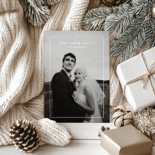 Cartão De Festividades Foto Atemporal de Natal de Recém-Casados Modernos