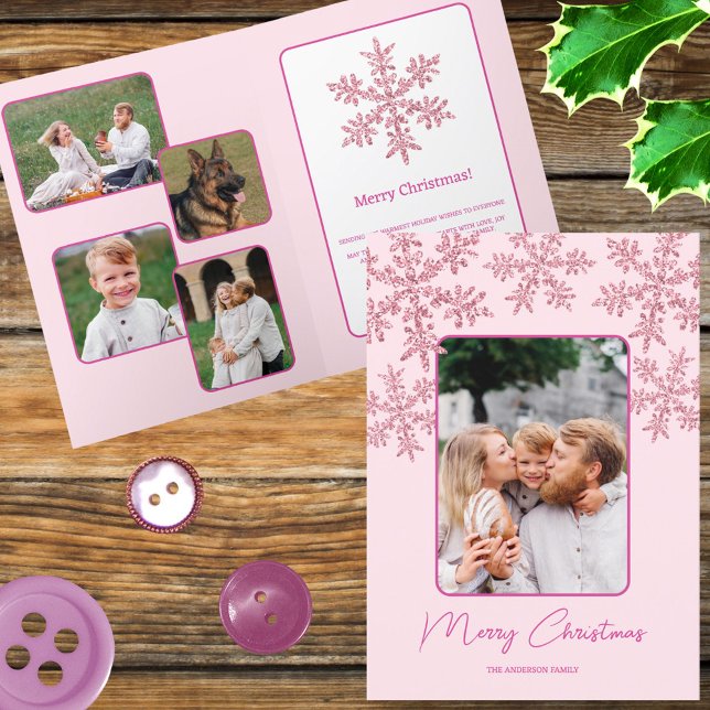 Cartão De Festividades Foto Chic 5 do Snowflake Glam Rosa Trendy Script (Display five of your photo favorites in these faux sparkle pink snowflake folded Christmas cards)