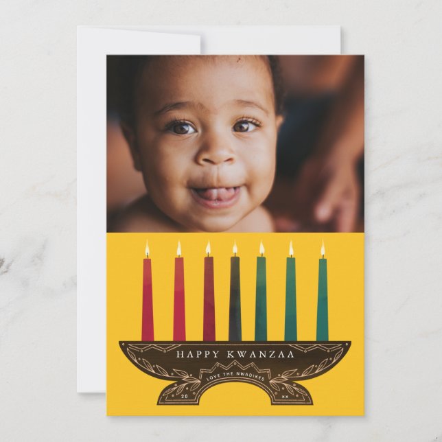 Cartão De Festividades Foto da família Ilustrada Kinara Kwanzaa (Frente)