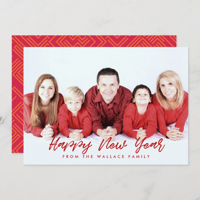 Cartão De Festividades Foto da família moderna de Felizes anos novos verm (Frente/Verso)