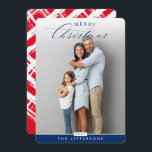 Cartão De Festividades Foto da FAMÍLIA Retrato da caligrafia moderna mari<br><div class="desc">por kat massard >> www.simplysweetPAPERIE.com <<< Uma design super simples de cartão de fotos para celebrar a temporada com familiares e amigos. Máxima área para mostrar sua linda família! DICA 1. Para redimensionar/reposicionar a foto, pressione o botão "personalizar". 2. Você também pode alterar as fontes, mover e adicionar mais texto!...</div>