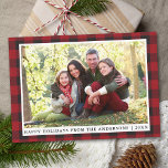 Cartão De Festividades Foto da família rustic Red Xadrez Happy Holidays<br><div class="desc">Cartão de Férias Feliz de Férias da Família de Xadrezes de Buffalo Vermelho Rustic</div>
