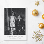 Cartão De Festividades Foto de casamento moderno minimalista saudando o N<br><div class="desc">Compartilhe seus desejos de amor e feriado com este cartão de saudação de Natal minimalista e moderno. Apresentando um design elegante e limpo, ele destaca sua foto de casamento no estilo de eterno. Disponível como um cartão impresso ou uma opção descarregável, é a maneira perfeita de enviar uma mensagem pessoal...</div>