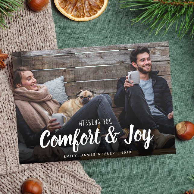 Cartão De Festividades Foto De Conforto E Alegria De Natal (Share the love and warmth of the holiday season with this personalized photo Christmas card)