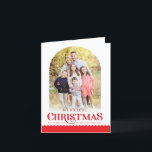 Cartão De Festividades FOTO DE FAMÍLIA FESTIVA arco moderno minimalista v<br><div class="desc">por kat massard >>> WWW.SIMPLYSWEETPAPERIE.COM <<<
Um design de cartão na moda com a citação "NATAL MAIS ALEGRE" com forma de arco combinada para a sua foto favorita com texto sobreposto na parte inferior.
CONTATE kat@simplysweetpaperie.com se precisar de ajuda para ajustar sua foto perfeitamente</div>