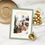Cartão De Festividades Foto de Natal de Xadrez Gingham Verde e Bonita<br><div class="desc">Cartão de Feriado de Natal de Xadrez Verde Gingham Bonito para Fotografias Verticais/Retratos</div>