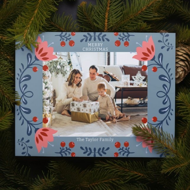 Cartão De Festividades Foto de Natal do Quadro Floral Elegante (Elegant Floral Frame Christmas Photo Holiday Cards from Ricaso. Add your own photograph and text)