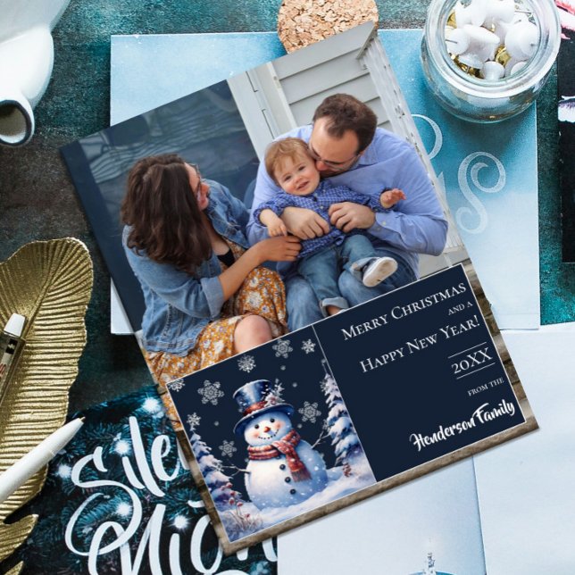 Cartão De Festividades Foto de Natal do Winter Forest Snowman (Winter Forest Snowman Christmas Photo Holiday Card)