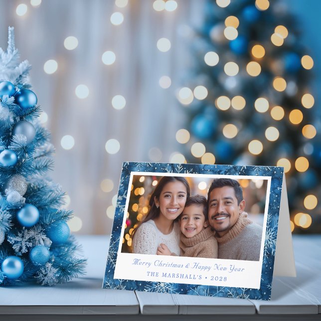 Cartão De Festividades Foto de Natal Elegante Blue Snowflakes (Elegant Blue Snowflakes Christmas Photo Holiday Card)