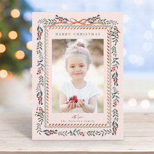 Cartão De Festividades Foto de Natal rosa com quadro de winterberry verme