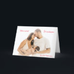 Cartão De Festividades Foto de Script Moderno - Natal Minimalista<br><div class="desc">Cartão de Natal com fotos modernas, com uma design simples e mínima, com "Feliz Natal" a vermelho, sobre a sua foto favorita. O modelo inclui uma camada de gradiente na parte superior e inferior para ajudar o texto a se destacar da imagem e pode ser removido na ferramenta de edição...</div>