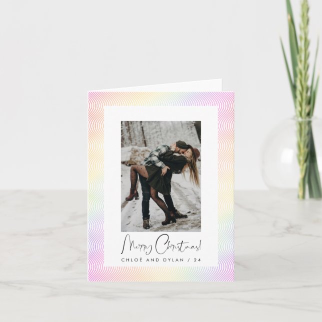 Cartão De Festividades Foto do Casal Mínimo Moderno Pastel Wavy Guilloché (Frente)