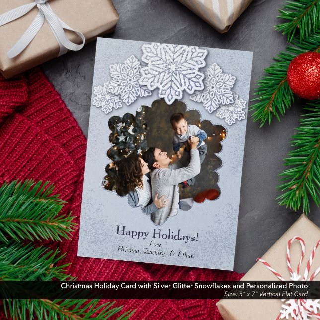 Cartão De Festividades Foto do Floco de Neve da Prata Natal (Christmas Holiday Card with Silver Glitter Snowflakes and Personalized Photo-5"x7" Flat Card)