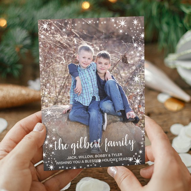Cartão De Festividades Foto do Nome da Família de Borda Estrela (Star Border Family Name Photo Holiday Card)