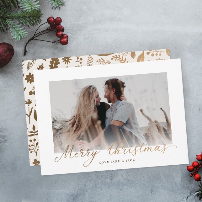 Cartão De Festividades Foto Dourada de Boho de Natal Moderno (simple modern gold script botanical pattern one photo holiday merry Christmas card
)