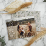 Cartão De Festividades Foto elegante, botânica natural mínima<br><div class="desc">Imagem elegante,  fotografia moderna e mínima tipografia botânica natural de aquarela Merry Christmas card flat.</div>