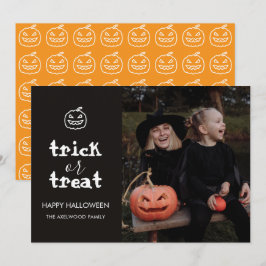 Cartão De Festividades Foto moderna de Halloween da família Trick or Trea