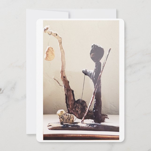 Cartão De Festividades Found items driftwood and stone sculpture (Frente)