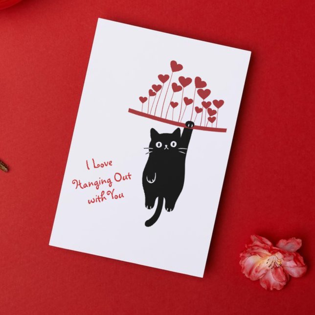 Cartão De Festividades Funny Black Cat Hanging Out Valentine's Day (Criador carregado)