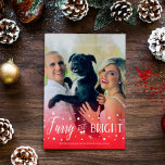 Cartão De Festividades Furry & Bright - Pet Christmas Photo<br><div class="desc">Cartão de Natal com um belo gradiente vermelho na parte inferior da sua foto mostrando você e seu animal de estimação ou apenas seu animal de estimação,  com Furry e Bright escritos em letras brancas bonito,  decorados com pontos de floco de neve e um arco.</div>