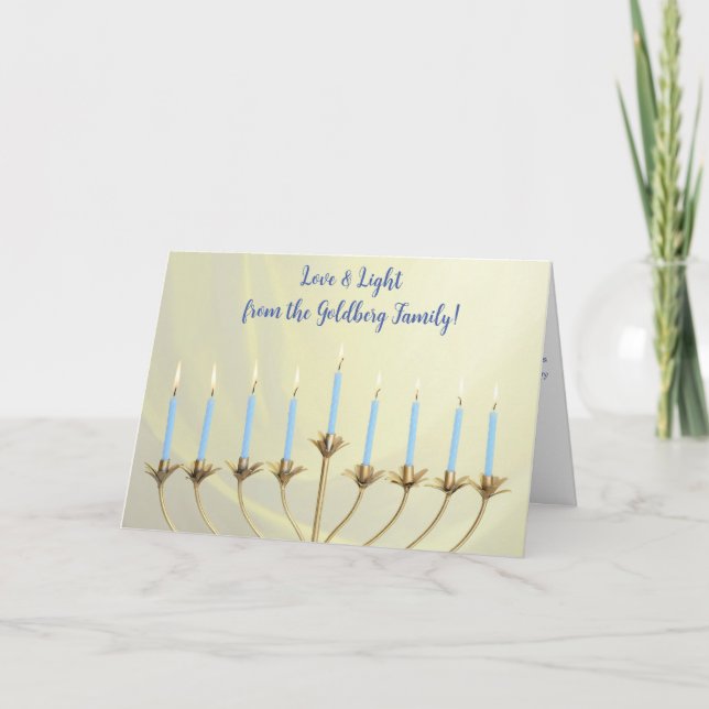 Cartão De Festividades Hanukkah Dourado Menorah e velas "Amor e Luz" (Frente)