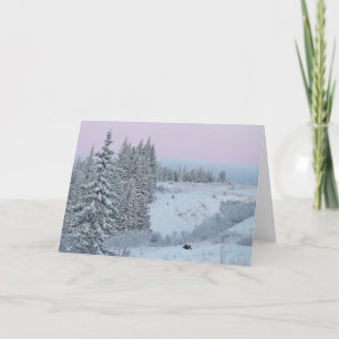 Cartão De Festividades Happy holidays card with snow, spruce, and a moose