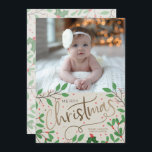 Cartão De Festividades Holly Berries Feliz Foto de Natal<br><div class="desc">As palavras Feliz Natal,  Folhas Holly e Frutas acenam sua foto favorita com seus nomes em letra chic. Selecione Matte para o papel mais pesado e alta definição para melhor qualidade de impressão.</div>